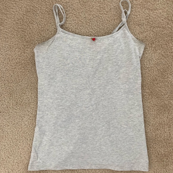 grey rosette tank!! - Picture 3 of 4